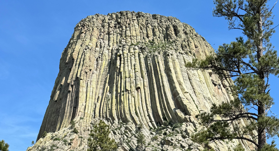 Speaking of purpose: What 1977 movie features this landmark?